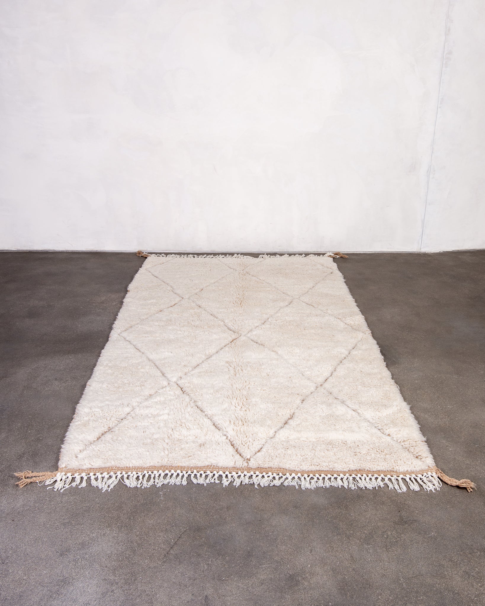 Modern designer handcrafted Berber rug from morocco Beniourain with beautiful colors and patterns